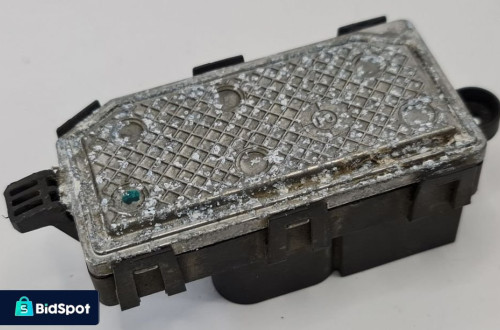 REZYSTOR OPORNICA VOLVO V40 II 31369487