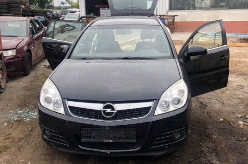 OPEL VECTRA C TAPICERKA
