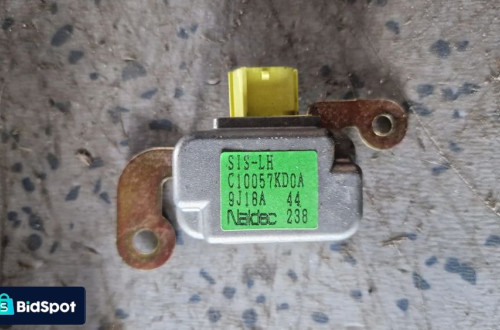 MAZDA PREMACY CZUJNIK UDERZENIA C10057KD0A