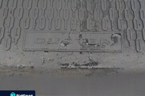 DACIA DUSTER DYWAN WYKŁADZINA BAGAŻNIKA NOWA ORYGI