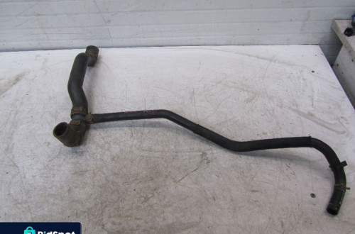 renault trafic-vivaro rura przewód wodny