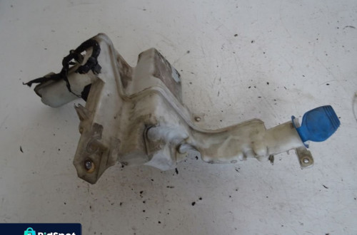 ZBIORNICZEK SPRYSKIWACZY PASSAT B6