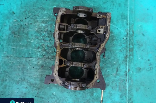 BLOK DÓŁ SILNIKA RENAULT CLIO II 1.4 F7 NR38