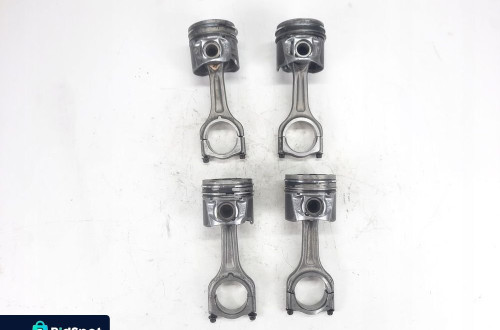 TŁOK KORBOWÓD PEUGEOT 208 2008 1.4 E-HDI 10FDCG