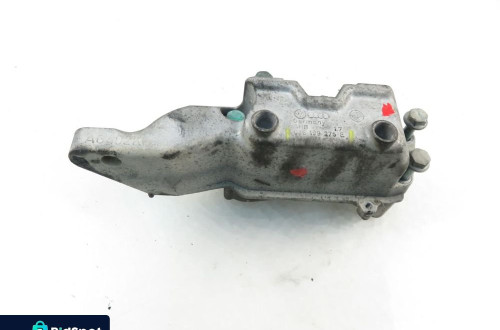 ŁAPA SILNIKA VW GOLF IV 1.4 16V 036199275E