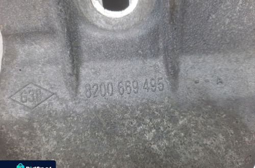 ŁAPA MOCOWANIE ALTERNATORA RENAULT MEGANE III 1.5 DCI