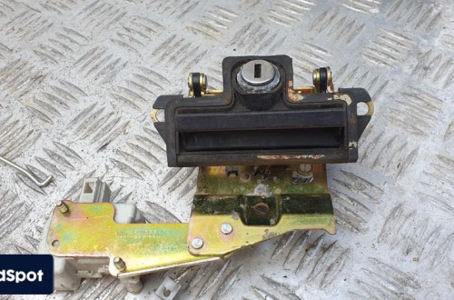SKODA OCTAVIA I ZAMEK KLAPY TYL TYLNEJ BAGAZNIKA 1U6827565K