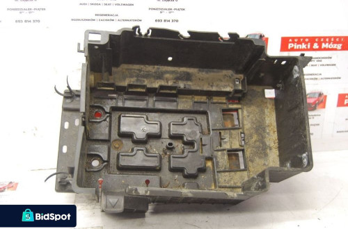 PODSTAWA AKUMULATORA KOMPLET CITROEN C2 1.4 9656705880B
