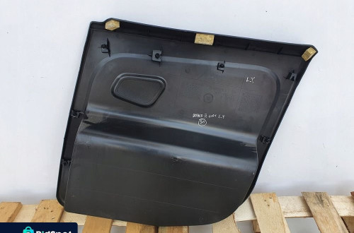 Fiat Doblo II lift TYLNY BOCZEK DRZWI lewy tył