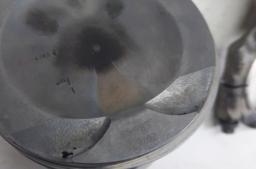 BMW F01 F07 F10 E70 E71 4.4 V8 N63B44 TŁOK KORBOWÓD