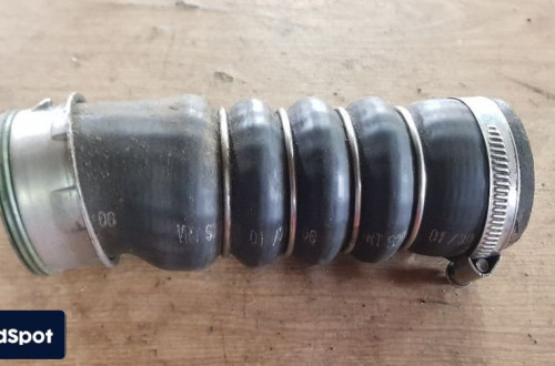 VW PASSAT B6 2.0 TDI PRZEWÓD INTERCOOLERA