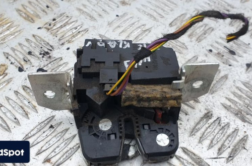 mercedes w169 a-klasa zamek klapy tyl tylnej bagaznika 1697400036
