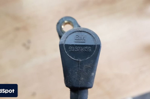 OPEL ASTRA G VECTRA B ZAFIRA A  1.8 16V X18XE1 CZUJNIK POŁOŻENIA WAŁU 90520856