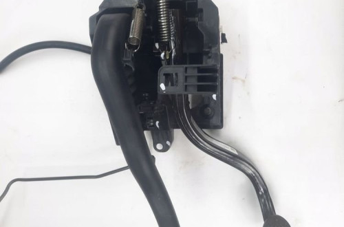 MINI COOPER F55 F56 F57 PEDAŁ SPRZĘGŁA HAMULCA 6854627