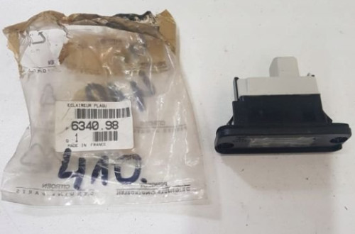 LAMPKA TABLICY REJESTRACYJNEJ PEUGEOT CITROEN