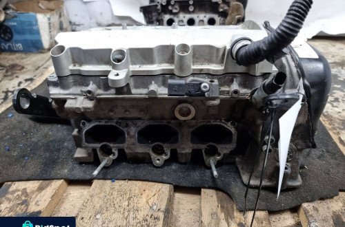 GŁOWICA PRAWA AUDI A8 D3 06E103373E 3.2 FSI