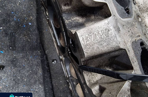 GŁOWICA PRAWA AUDI A8 D3 06E103373E 3.2 FSI