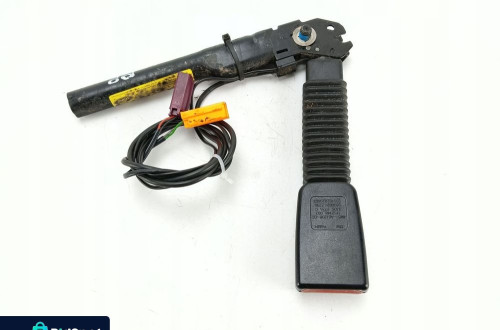 NAPINACZ ZAPINKA PASA PRAWY PRZÓD FORD FOCUS MK2 4M51-A61208-CC EU