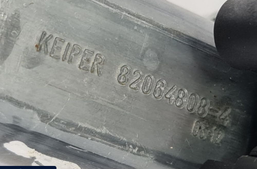 SILNICZEK FOTELA PRAWY MERCEDES W251 0390203213
