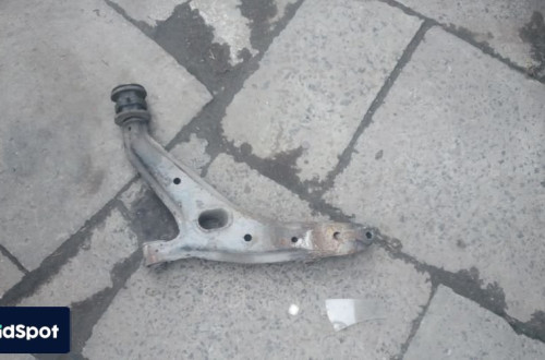 honda civic vi 6 1.4b wahacz przod przedni prawy