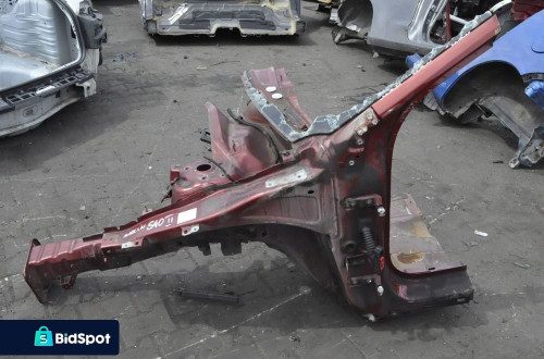 VOLVO V40 ĆWIARTKA PODŁUŻNICA LEWA PRZÓD PRZEDNIA