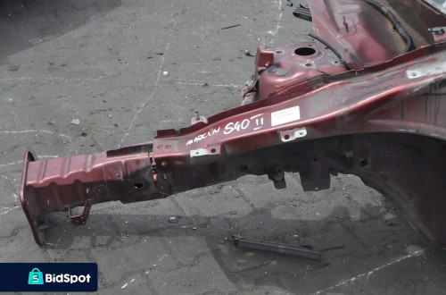 VOLVO V40 ĆWIARTKA PODŁUŻNICA LEWA PRZÓD PRZEDNIA