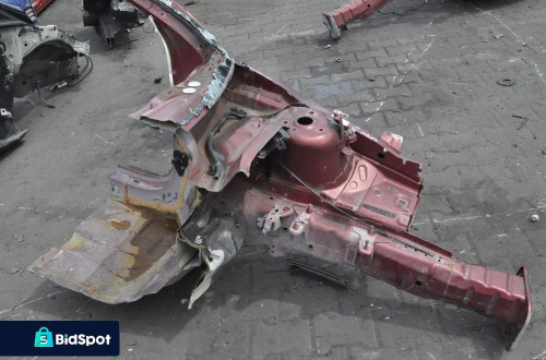 VOLVO V40 ĆWIARTKA PODŁUŻNICA LEWA PRZÓD PRZEDNIA