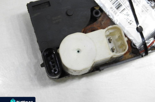 ZAMEK KLAPY TYŁ 2 PIN CHEVROLET UPLANDER