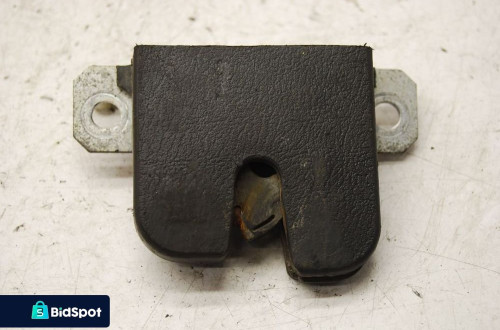 ZAMEK KLAPY BAGAŻNIKA TYŁ SEAT IBIZA III 6L6827505/ 6L6827505A