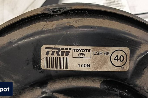 SERWO HAMULCOWE TOYOTA COROLLA E12
