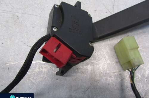 iveco eurocargo 07r uk 75e16 manetka świateł