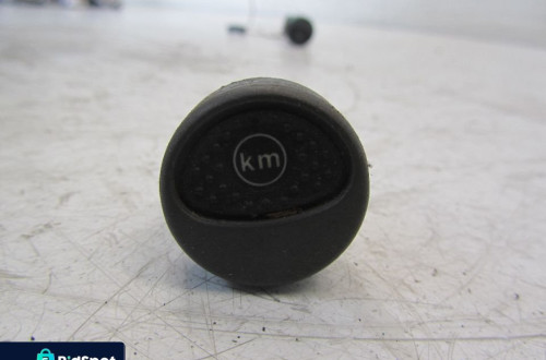 iveco eurocargo 07r uk 75e/6 przełącznik licznika świateł nik hamulca158813