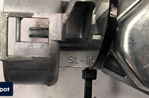 STACYJKA FORD FOCUS 3M51-3F880-AC