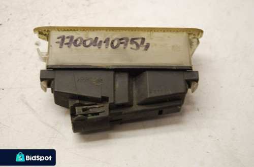 LAMPKA TABLICY REJESTRACYJNEJ 7700410754 RENAULT CLIO II