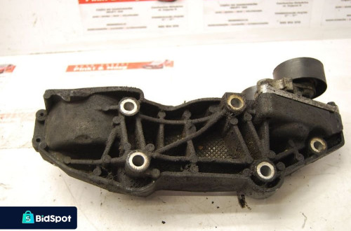 ŁAPA ALTERNATORA 8200527320C RENAULT TRAFIC II 2.0 DCI VIVARO