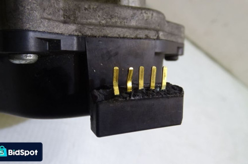 PRZEPUSTNICA SKODA OCTAVIA II 1.6TDI 038126063F