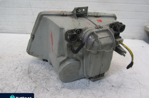 mercedes vito 638 uk  2.2 cdi reflektor pp