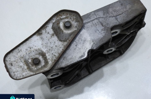 ŁAPA MOCOWANIE SPRĘŻARKI HONDA FR-V 1.7 i-VTEC
