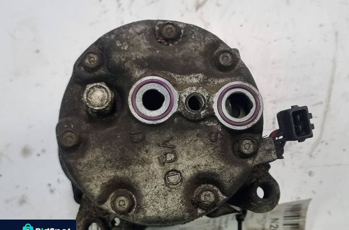 SPRĘŻARKA KLIMATYZACJI VOLKSWAGEN GOLF III 1H08208030