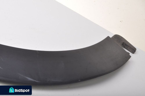 MINI F55 LISTWA BŁOTNIKA PRAWY PRZÓD