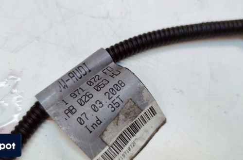 WIĄZKA SILNIKA AUDI A4 B8 A5 8T 1.8 TFSI 8K1971072FD
