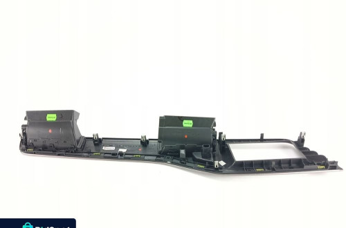 RAMKA DEKOR WYŚWIETLACZA NAWIGACJI CITROEN C5 III 9682297777
