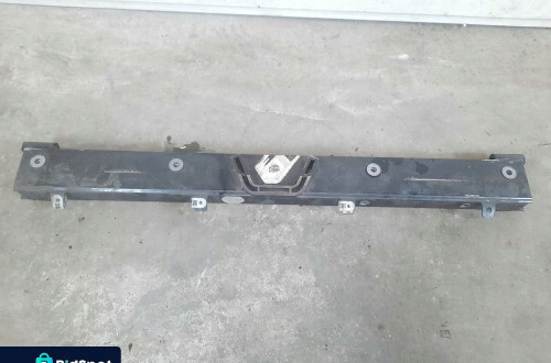 BELKA TYŁ WSPORNIK ŁAPA SILNIKA BMW I3 I03