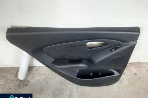 HYUNDAI IX35 BOCZEK DRZWI LEWY TYŁ TYLNI