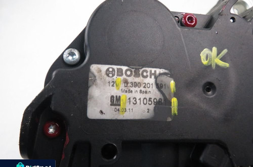 SILNICZEK WYCIERACZKI TYŁ OPEL ASTRA III H 13105981 0390201591
