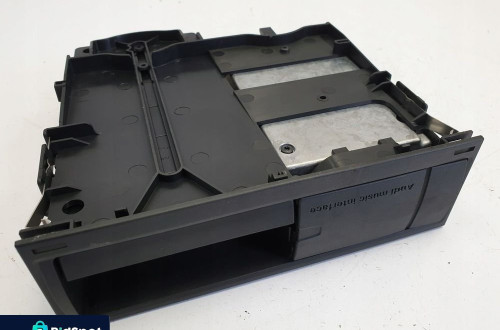 Audi A3 8P II lift MODUŁ INTERFACE 8P0035785 mmi