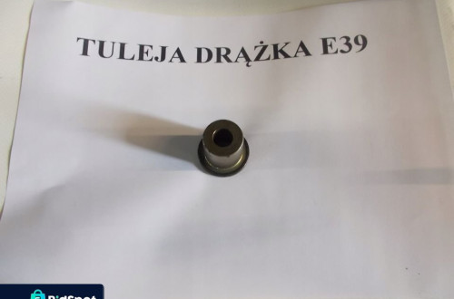 TULEJA DRĄŻKA ZWROTNICY PRZÓD E39 F-VAT