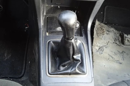 WYBIERAK MITSUBISHI LANCER 1.5 109KM 80KW