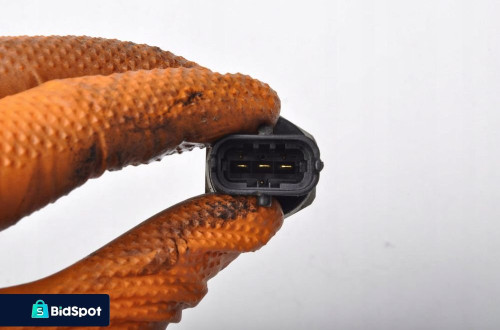 XC90 2.4 D5 CZUJNIK CIŚNIENIA PALIWA 0281002612