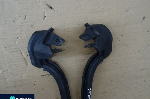 USZCZELKA GUMA SZYBY TYŁ PEUGEOT 206 CC NR33